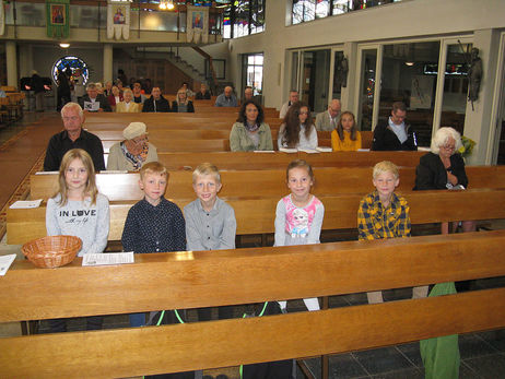 Familiengottesdienst mit Vorstellung der Kommunionkinder